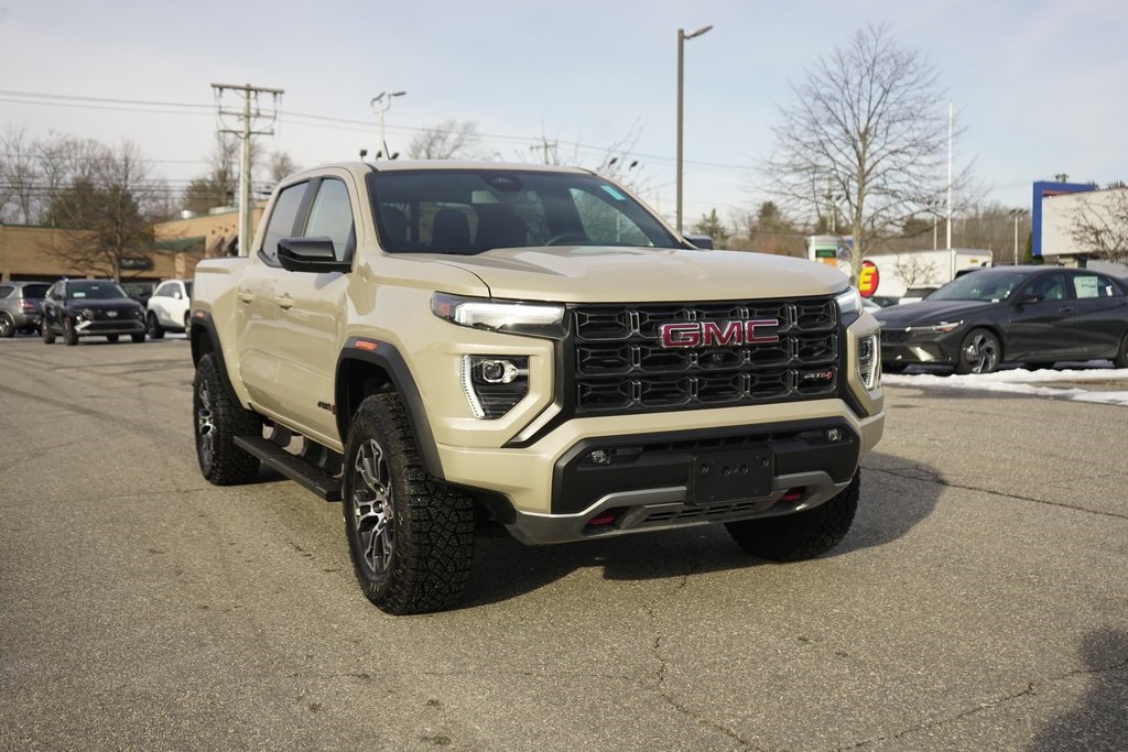 2024 GMC Canyon AT4's photo