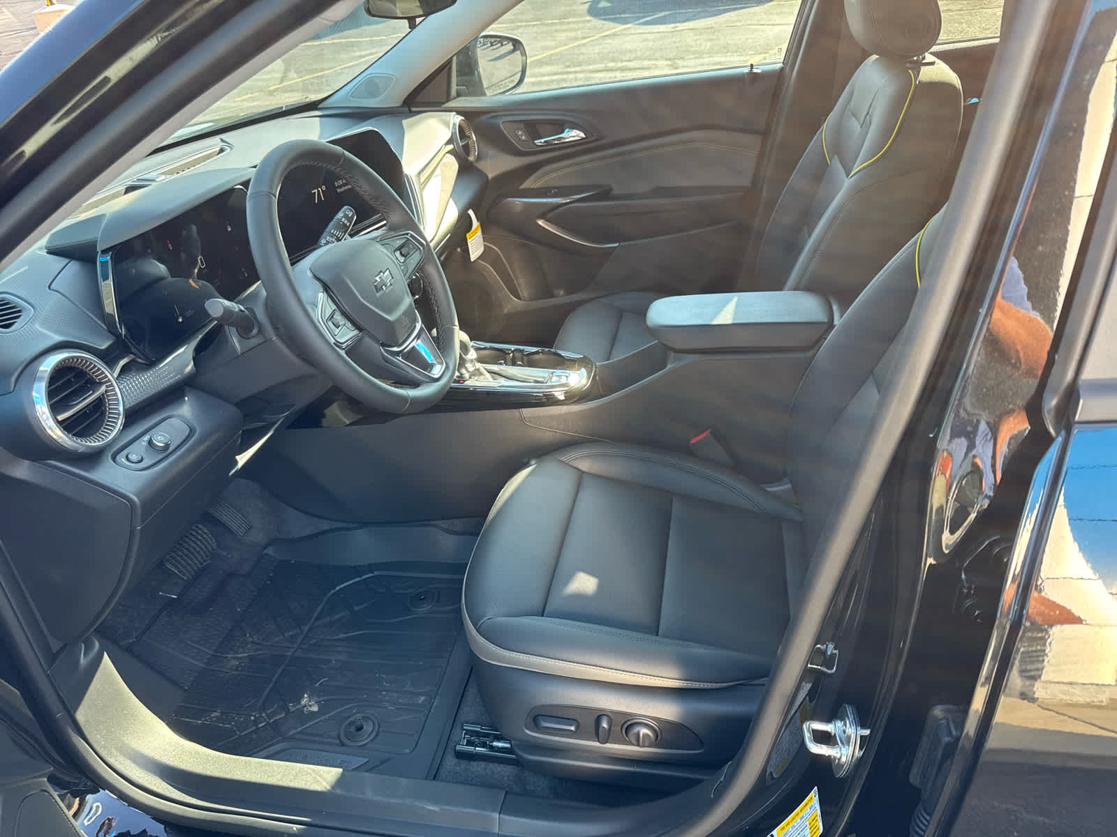 2026 Chevrolet Trax ACTIV photo 17