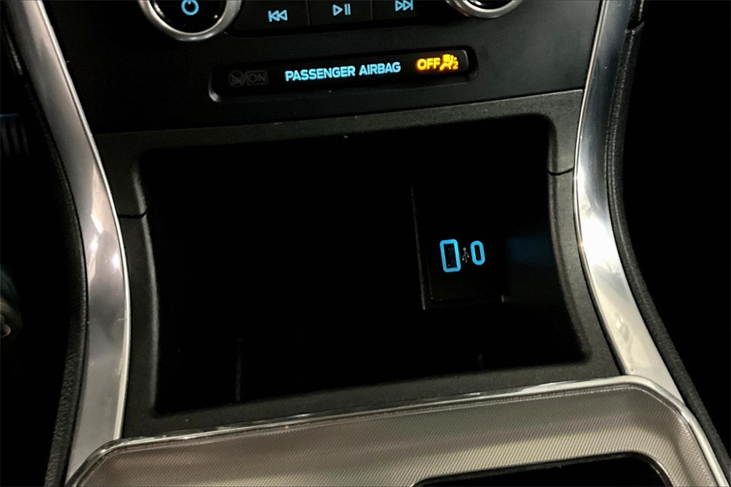2022 Ford Edge Titanium photo 26