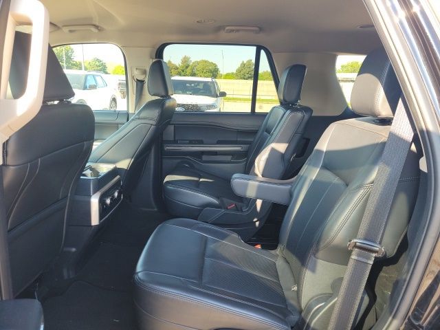2024 Ford Expedition XLT photo 15