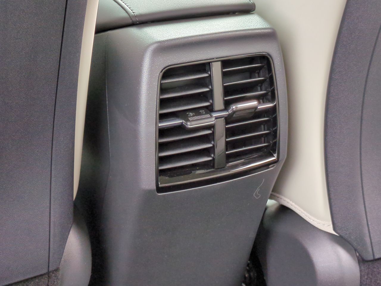 2025 Kia Niro EX photo 20