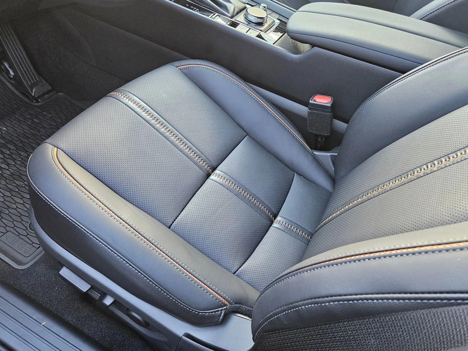 2025 Mazda CX-50 Premium photo 2