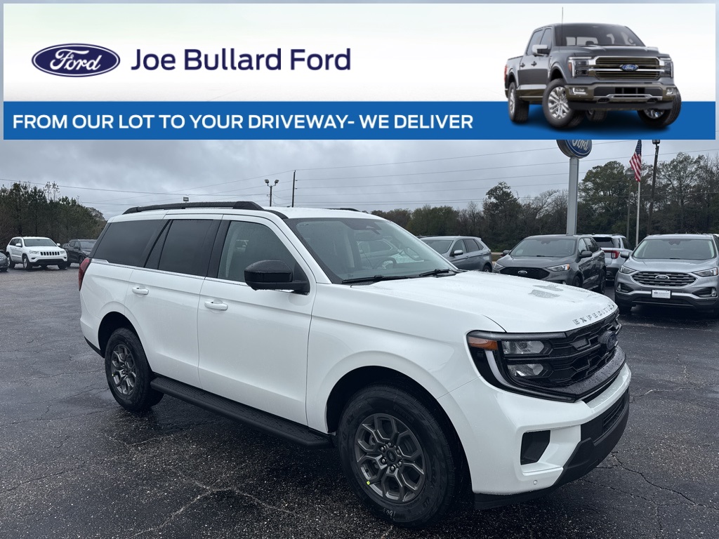 2025 Ford Expedition Active's photo