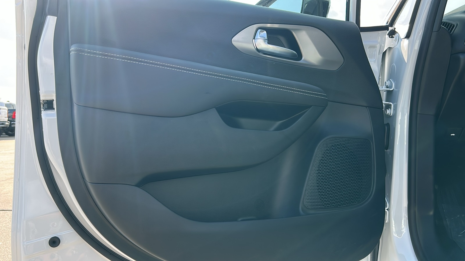 2026 Chrysler Voyager LX photo 20