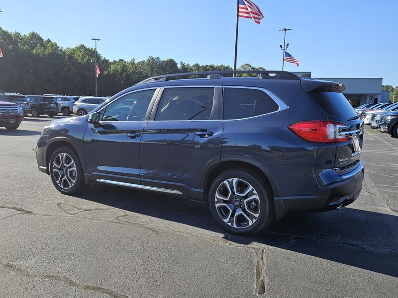 2023 Subaru Ascent Limited photo 9