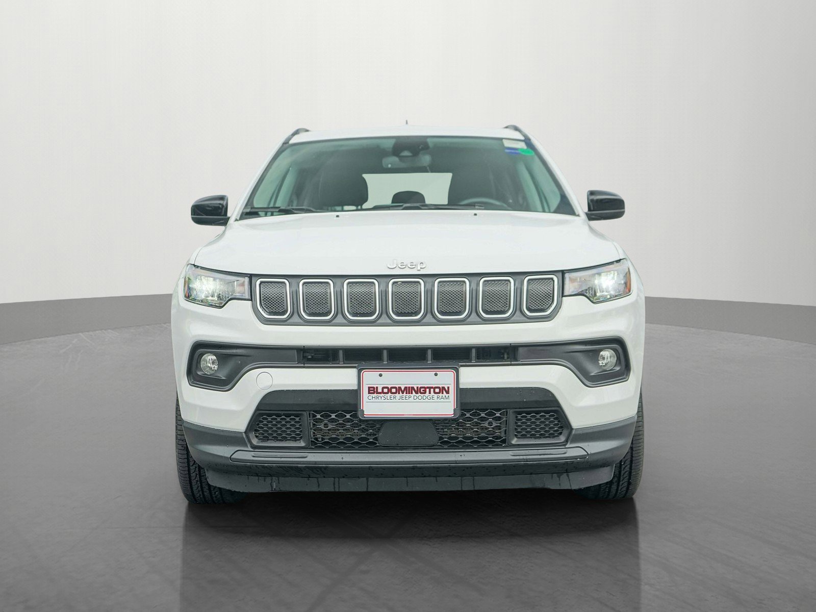 Used 2022 Jeep Compass Latitude Lux with VIN 3C4NJDFBXNT201580 for sale in Minneapolis, Minnesota