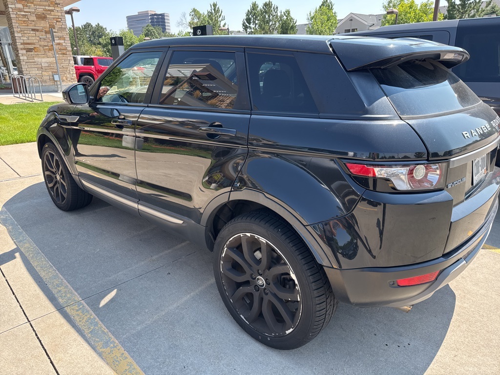 2015 Land Rover Range Rover Evoque Pure photo 4