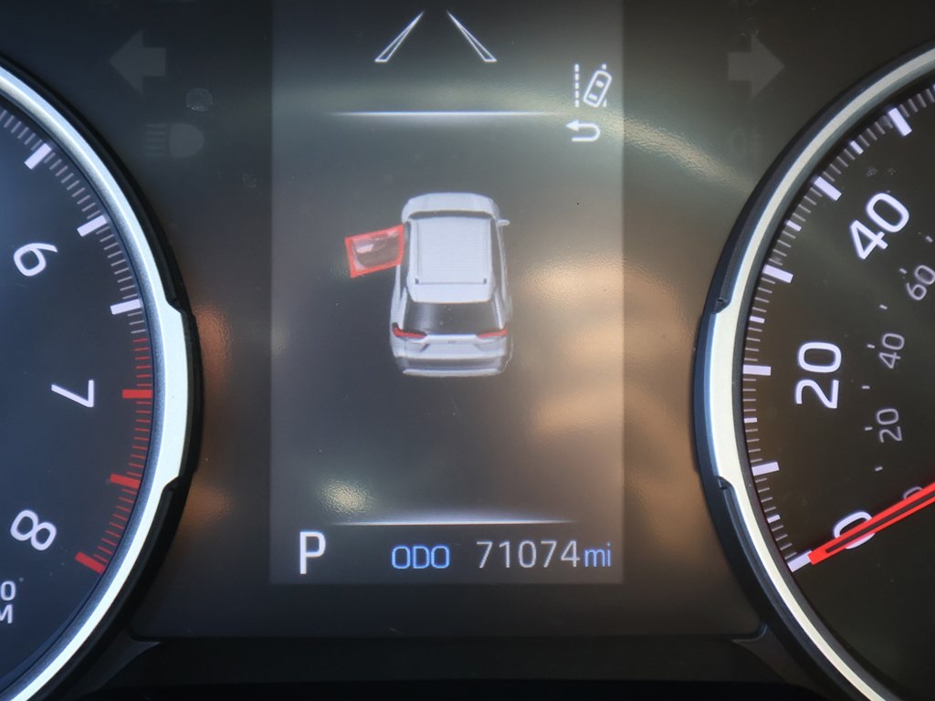 2022 Toyota RAV4 XLE photo 37