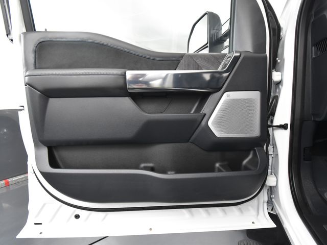 2025 Ford F-350 photo 14