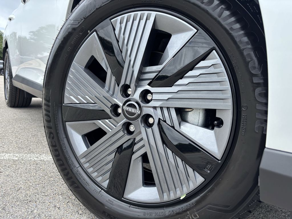 2025 Nissan Murano SL photo 4
