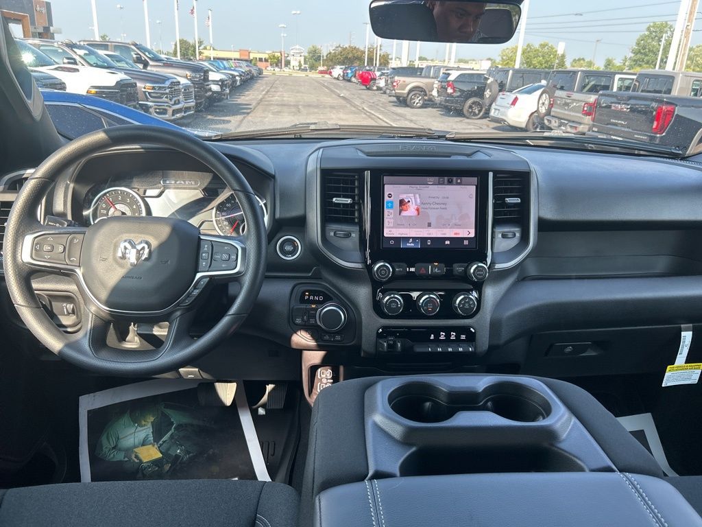 2026 Ram 1500 Tradesman photo 14