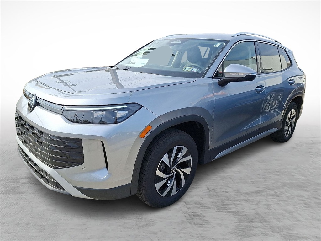 2025 Volkswagen Tiguan S photo 2