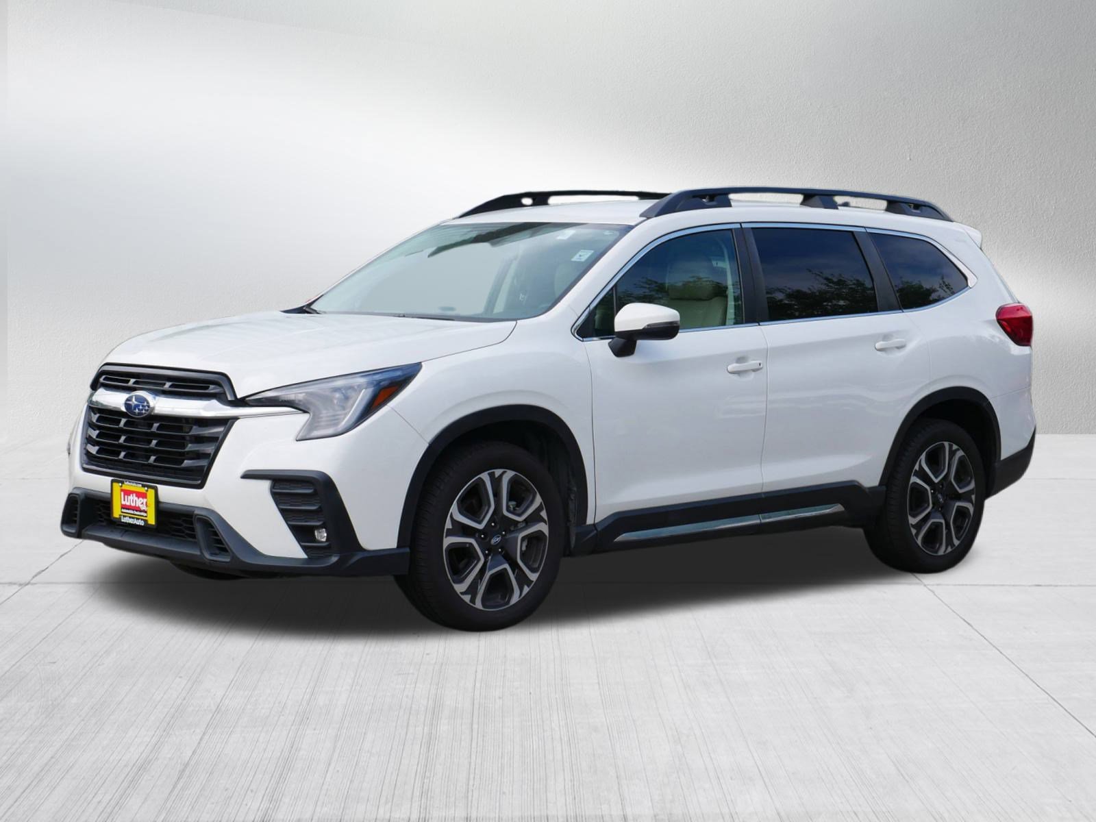 2023 Subaru Ascent Limited photo 2