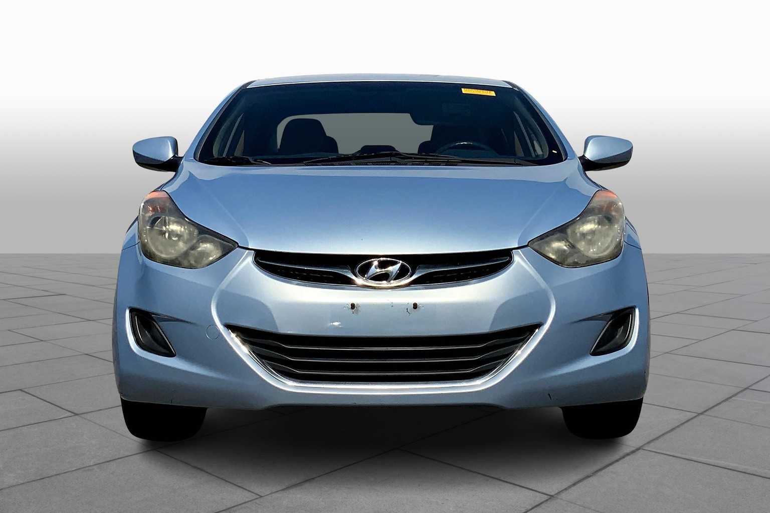 2013 Hyundai Elantra GLS photo 3