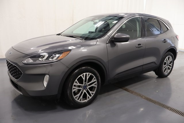 2022 Ford Escape SEL photo 3