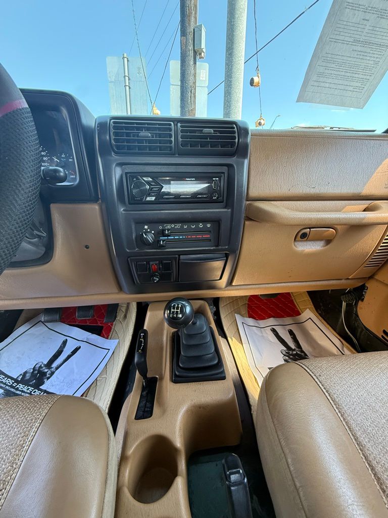 1997 Jeep Wrangler SE photo 11