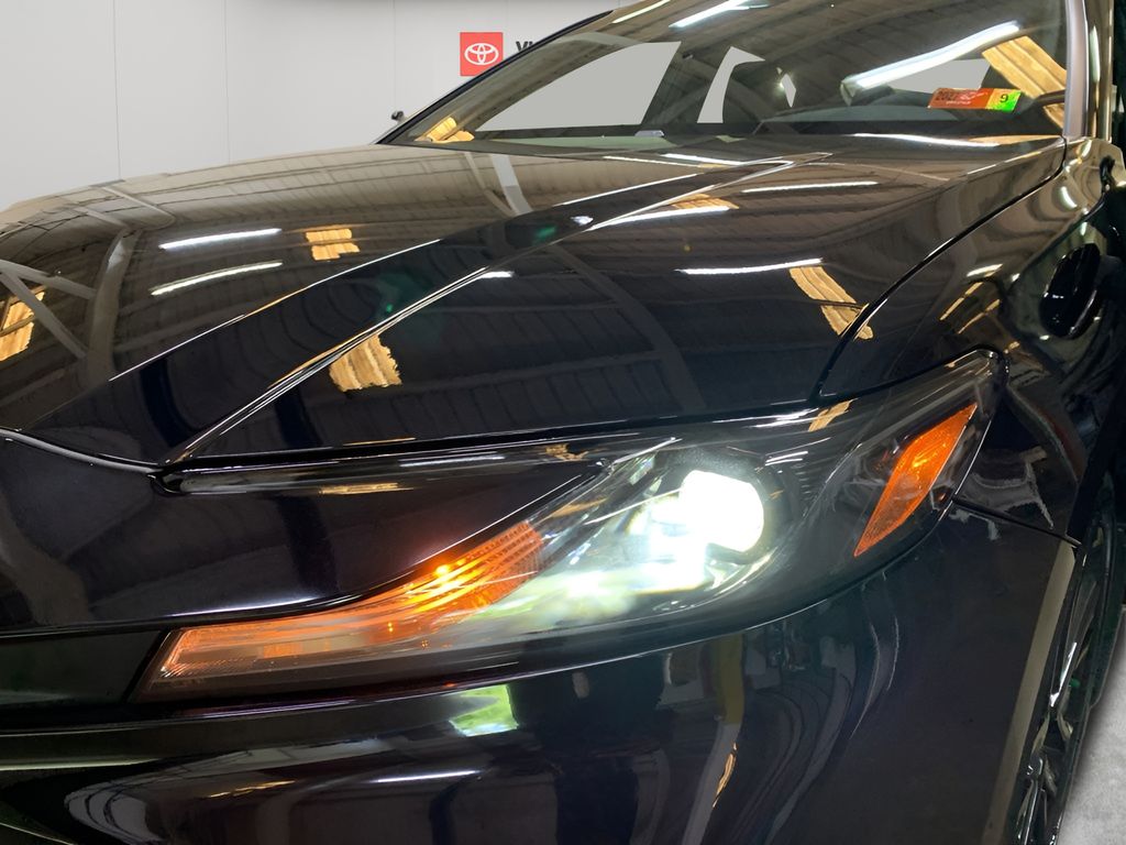 2026 Toyota Camry SE photo 26