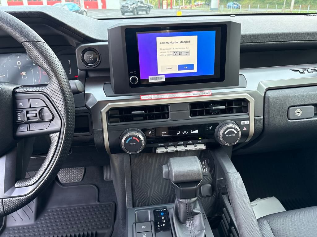 2025 Toyota Tacoma SR5 4x4 Double Cab photo 17
