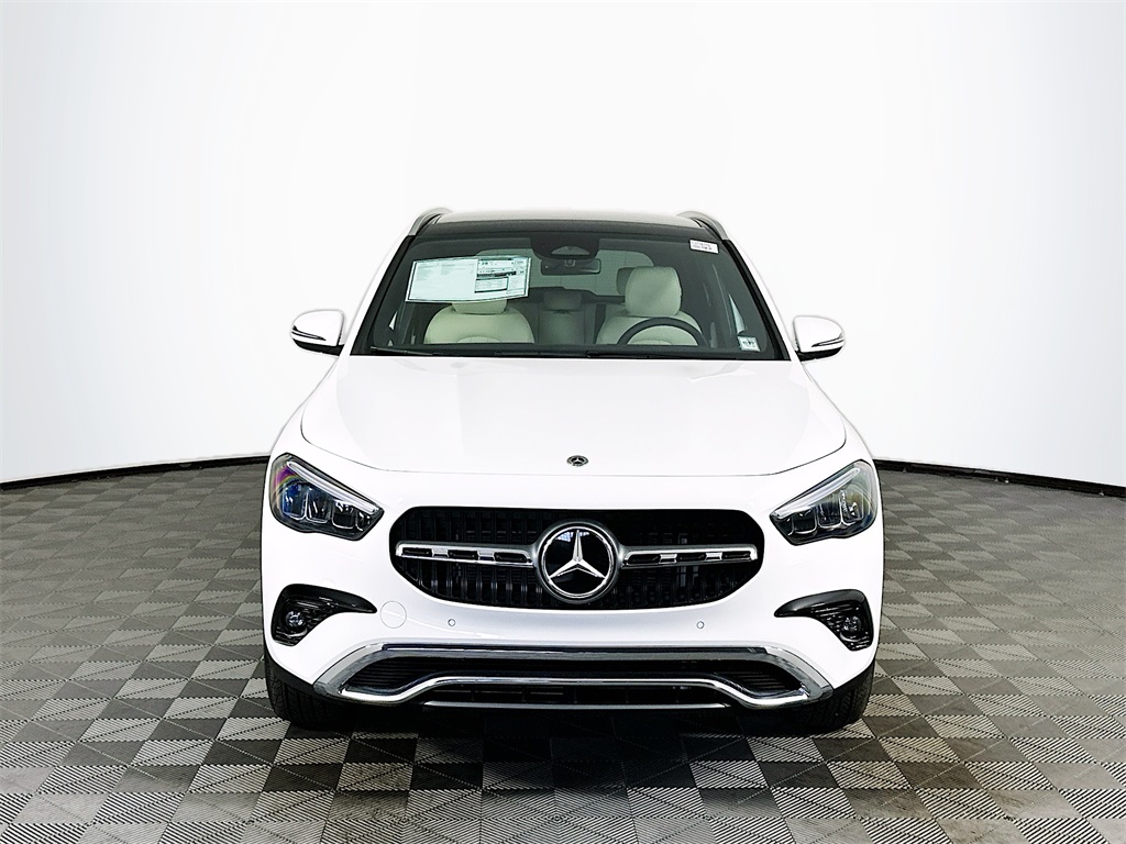 2026 Mercedes Benz GLA 250 4MATIC photo 2