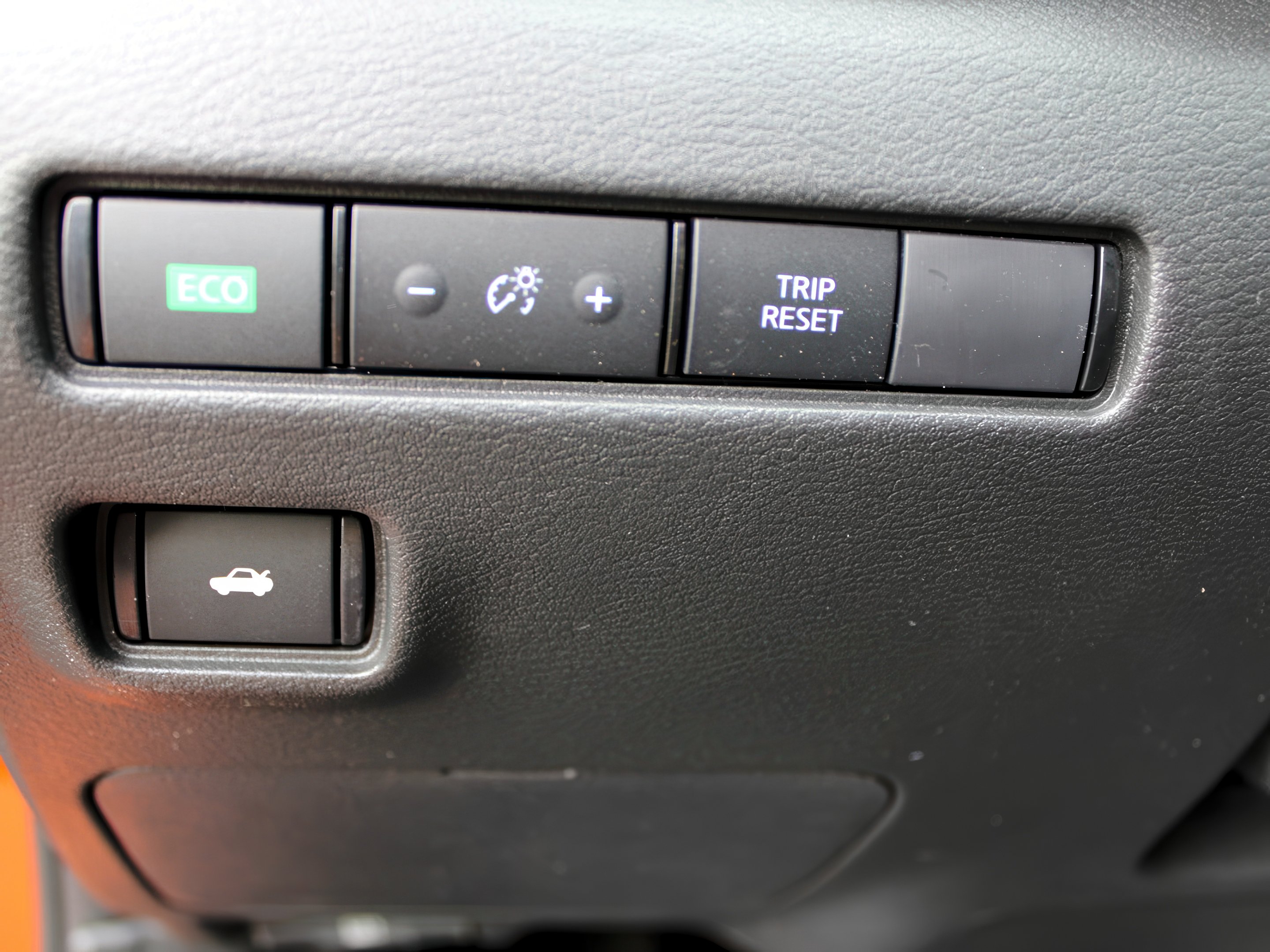 2025 Nissan Sentra SR Premium photo 15