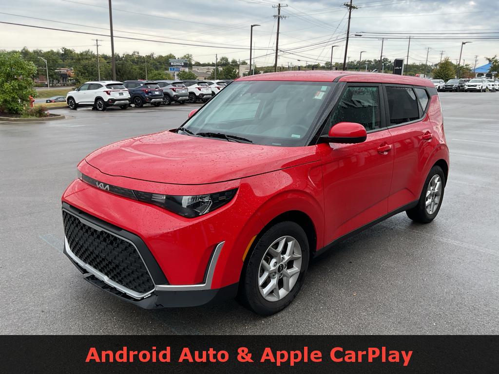 2023 Kia Soul LX photo 2