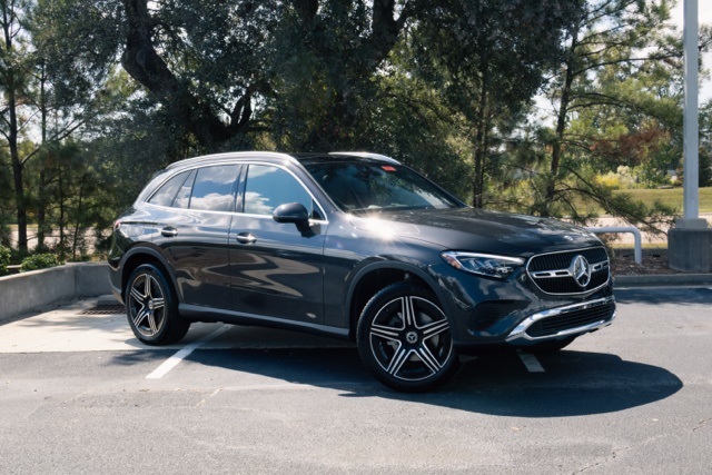 2026 Mercedes-Benz GLC Base's photo
