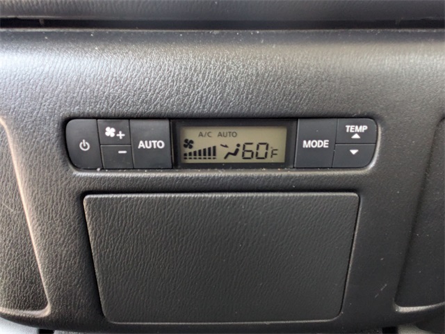 2022 Nissan Armada SL photo 25