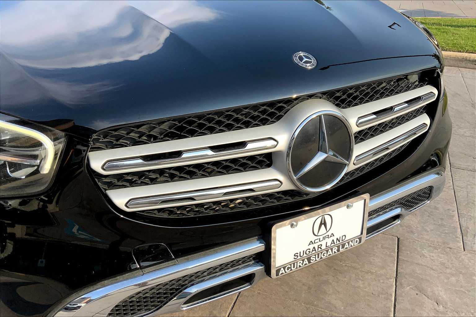 2020 Mercedes Benz GLC 300 photo 21