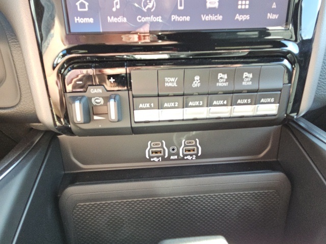 2026 Ram 2500 Big Horn photo 18