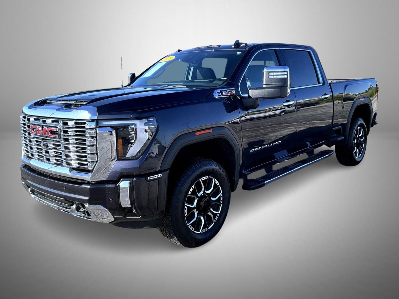 2024 GMC Sierra 3500HD Denali's photo