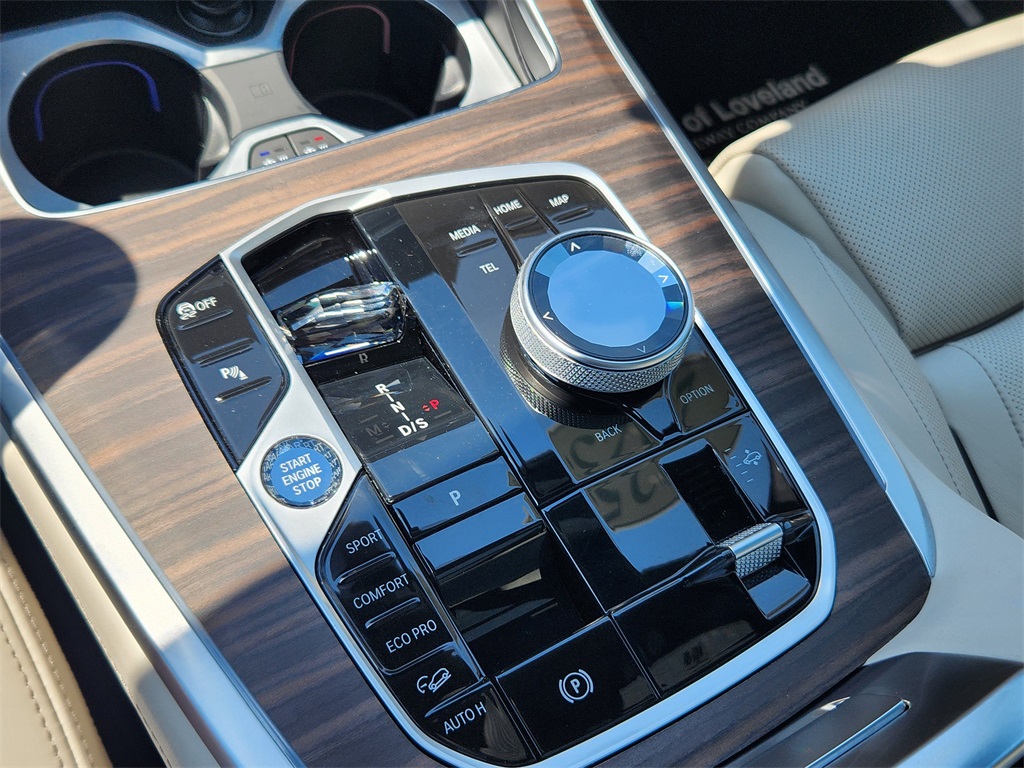 2025 Bmw X7 M60i photo 30