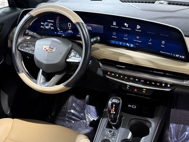 2024 Cadillac XT4 Luxury photo 4