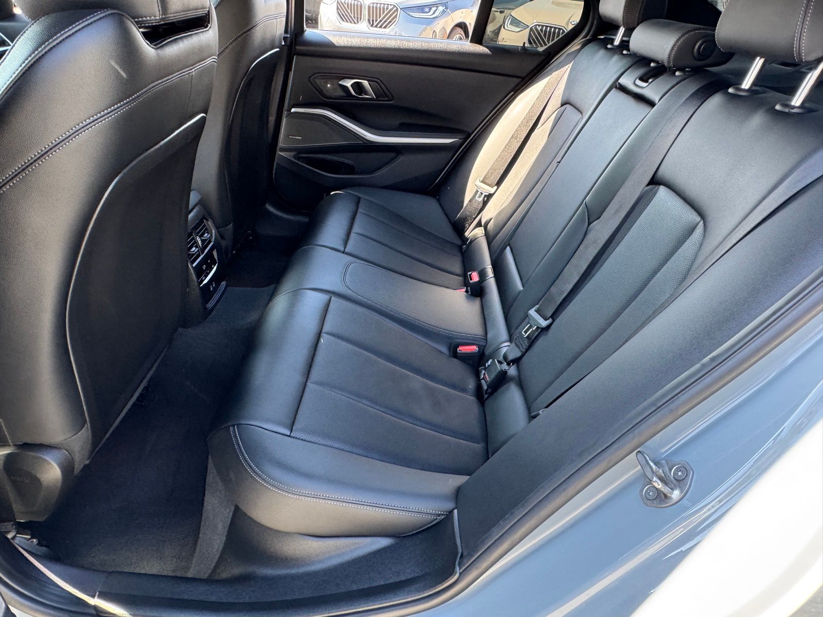 2024 Bmw 330i photo 33