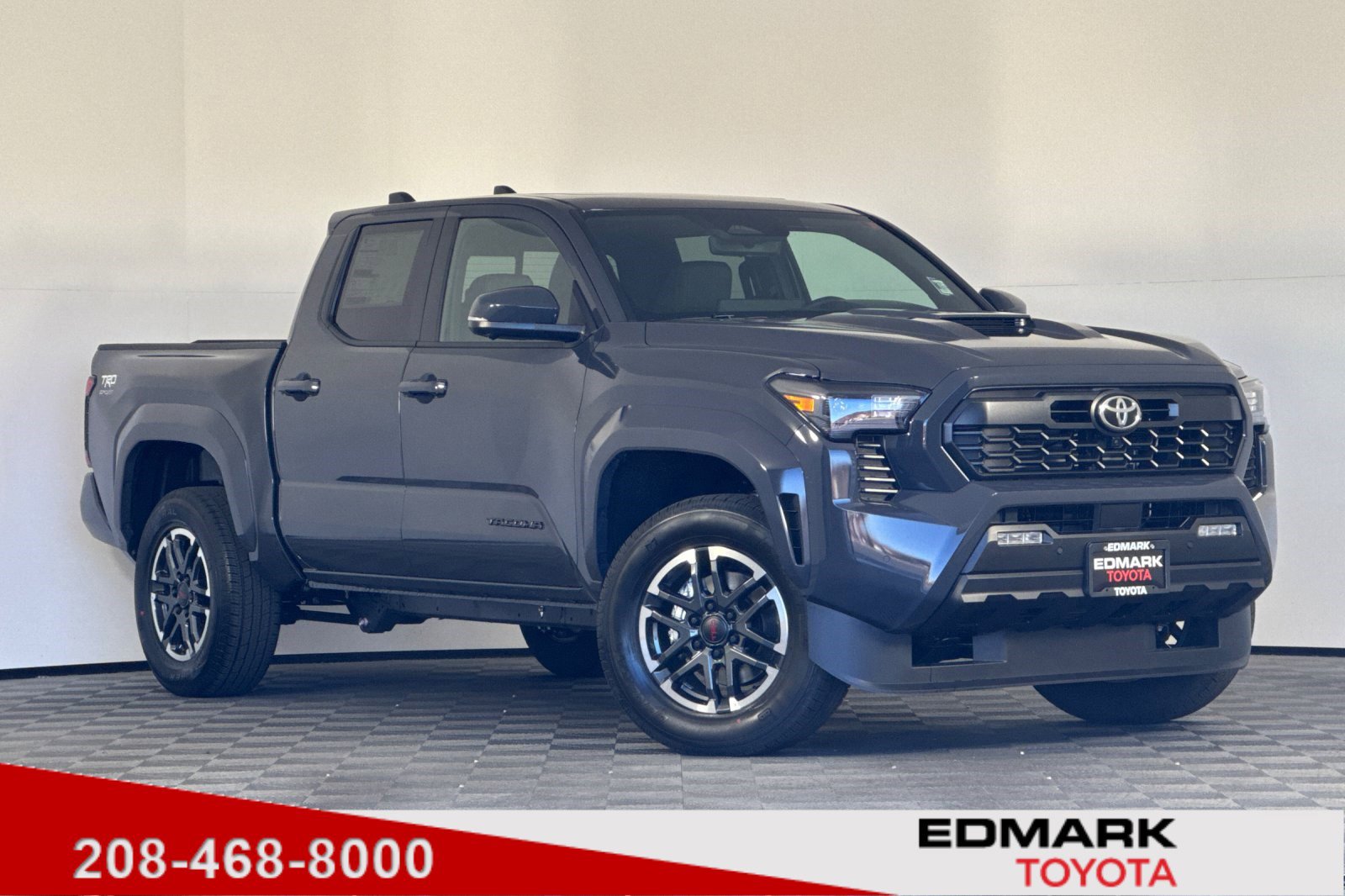 2026 Toyota Tacoma TRD Sport's photo