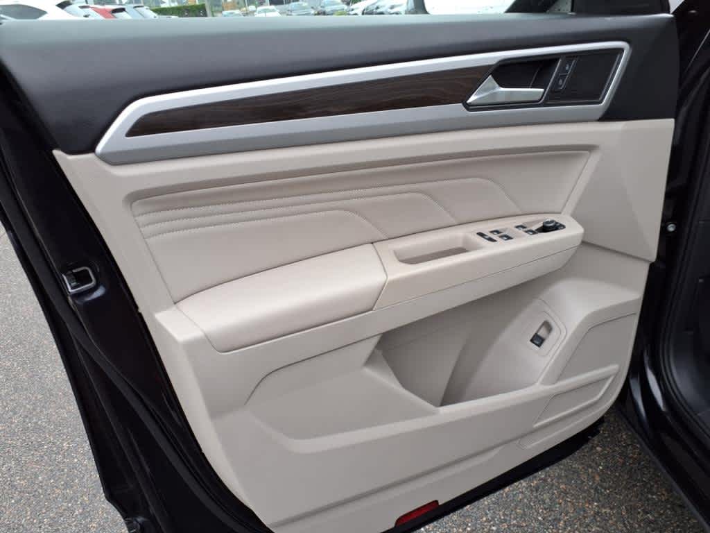 2021 Volkswagen Atlas V6 SE Technology photo 3