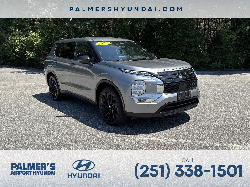 2023 Mitsubishi Outlander SE Black Edition