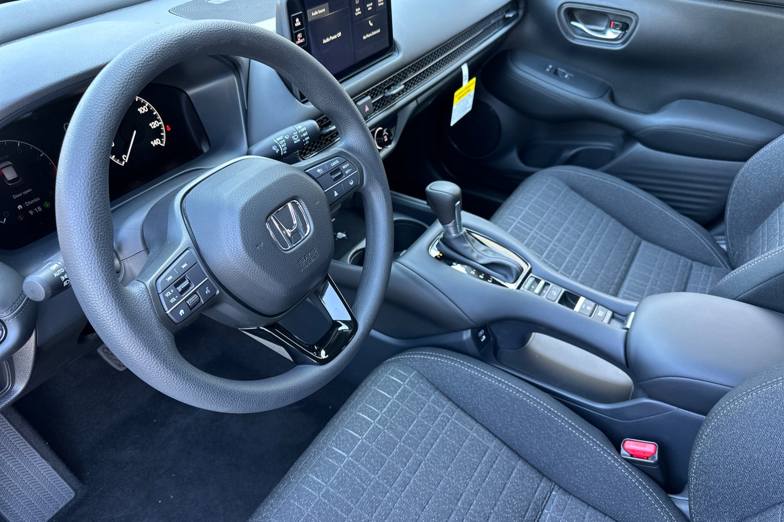 2026 Honda HR-V LX photo 8