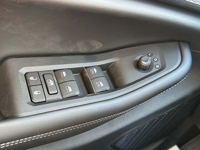 2025 Jeep Grand Cherokee Laredo X photo 16
