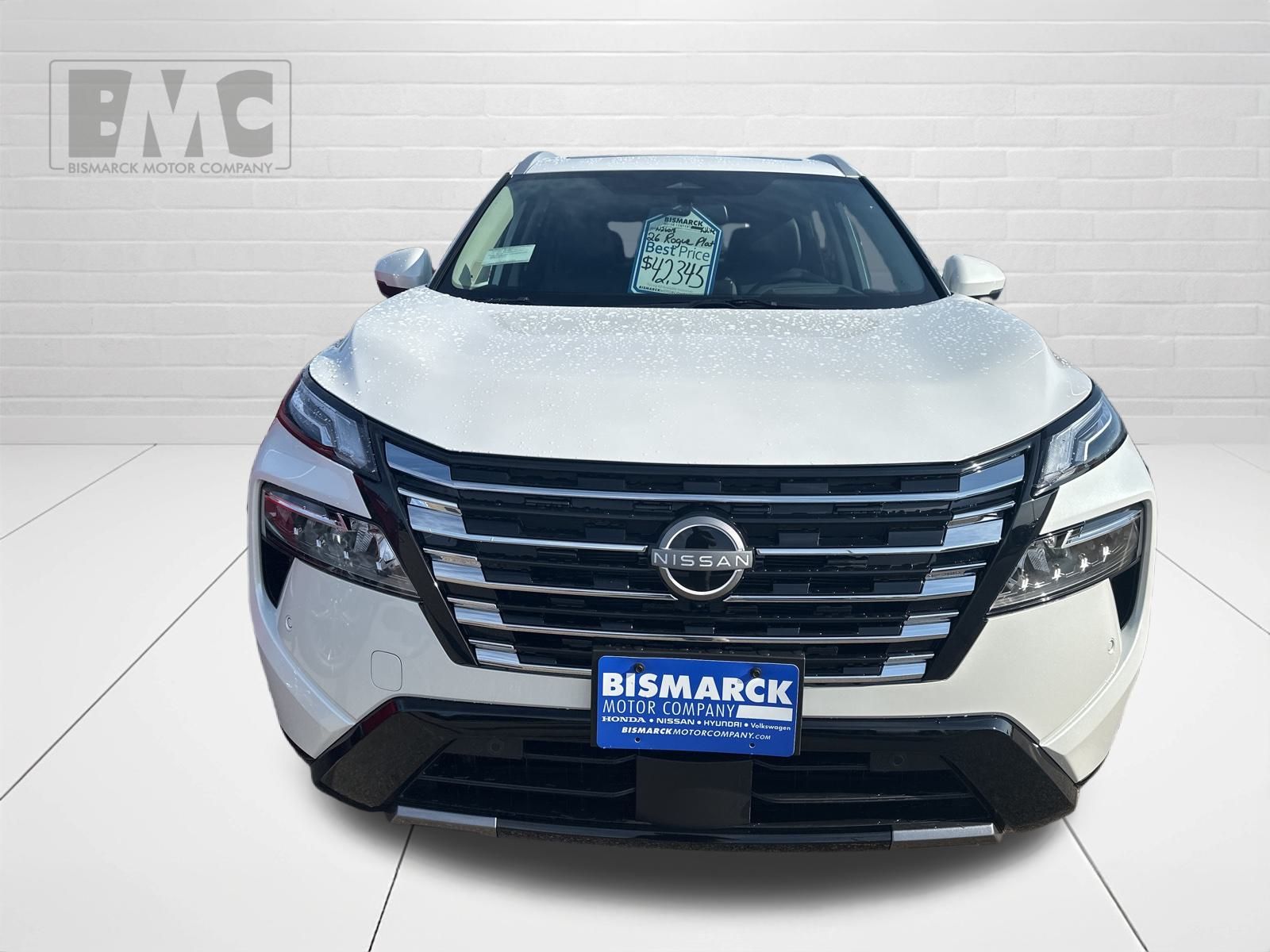 2026 Nissan Rogue Platinum photo 2