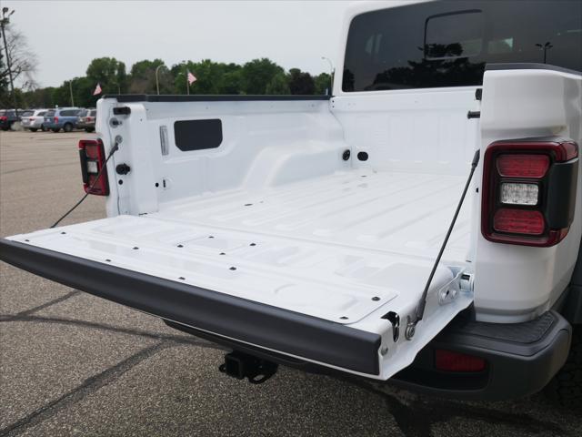 2025 Jeep Gladiator Mojave photo 4