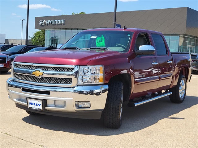 2013 Chevrolet Silverado 1500 LT photo 2