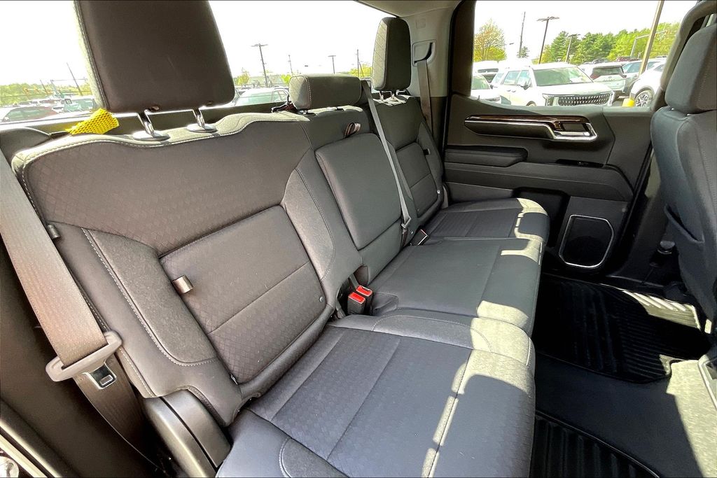 2024 Gmc Sierra 1500 Elevation photo 13