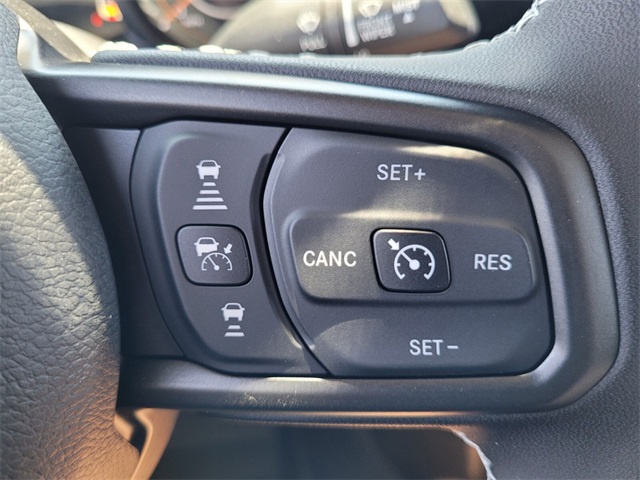 2025 Jeep Gladiator Willys photo 26