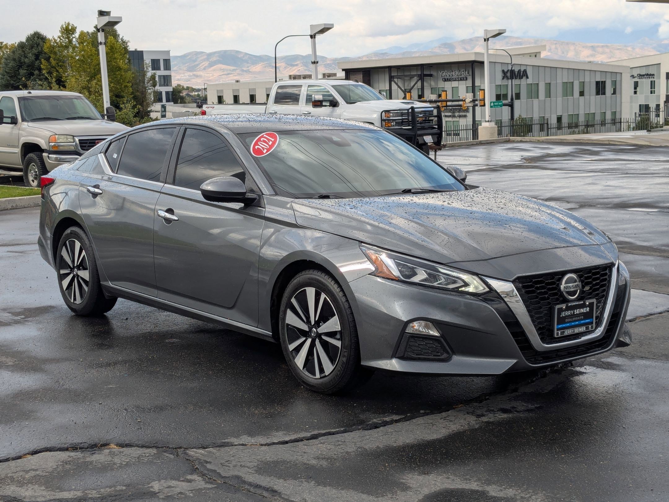2021 Nissan Altima 2.5 SV photo 7