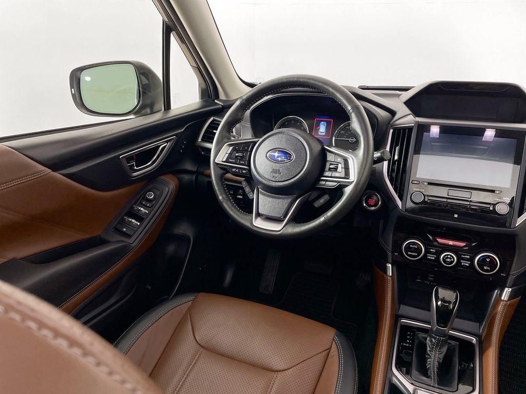 2022 Subaru Forester Touring photo 22