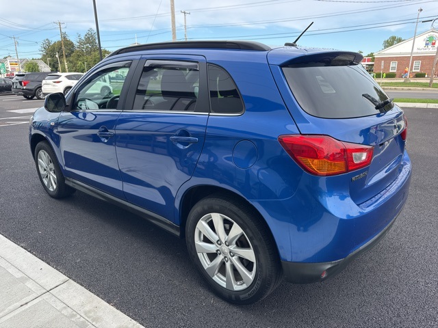 2015 Mitsubishi Outlander Sport SE photo 4