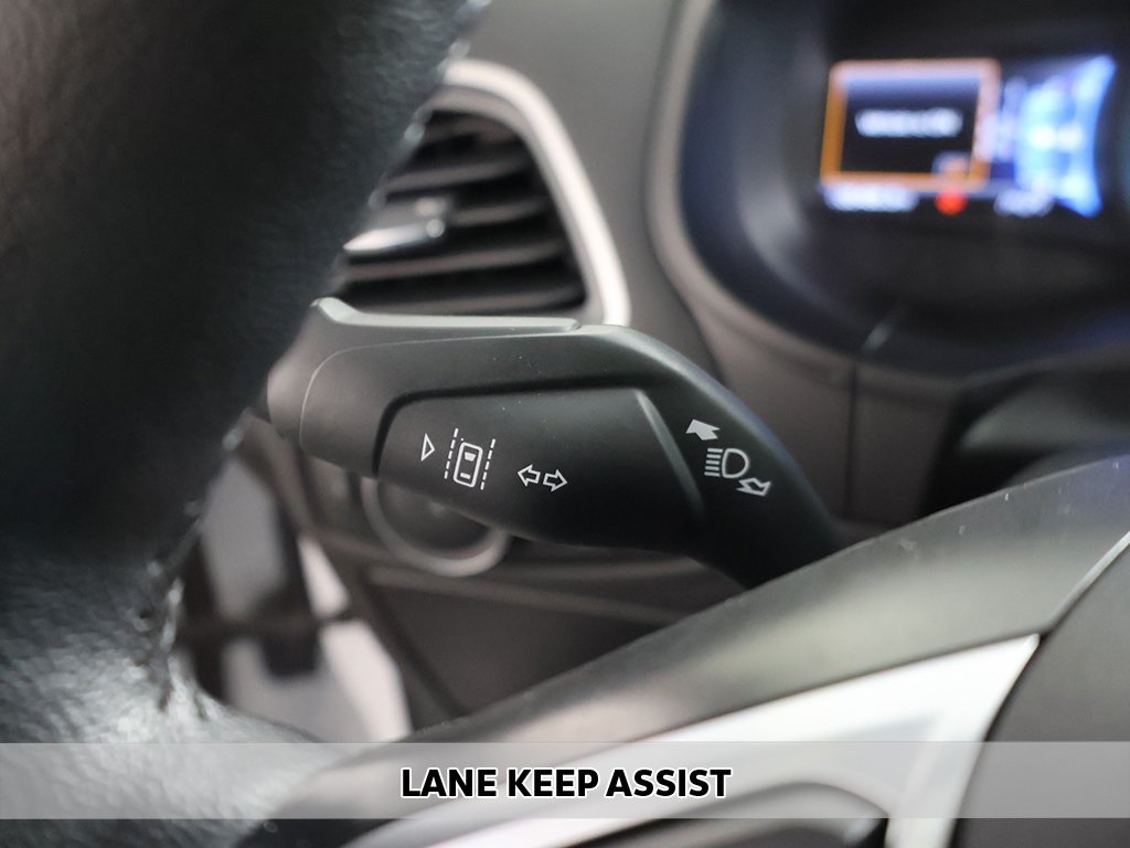 2024 Ford Edge SEL photo 3