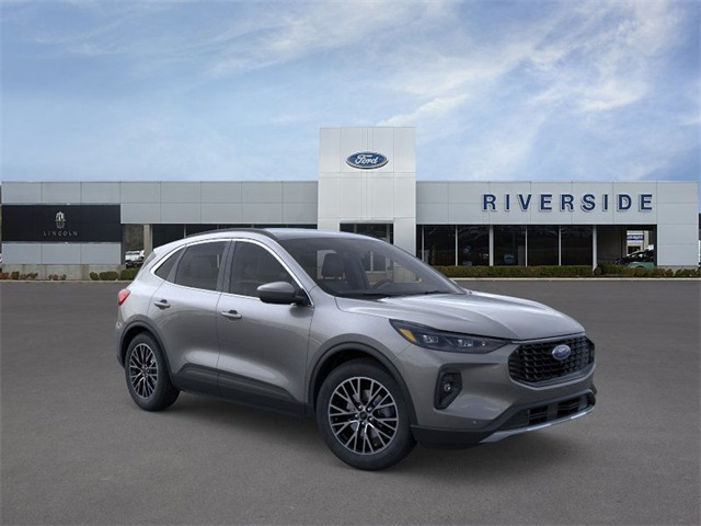 2025 Ford Escape Plug-In Hybrid photo 7