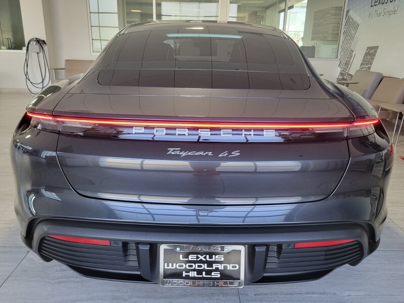 2020 Porsche Taycan 4S photo 4