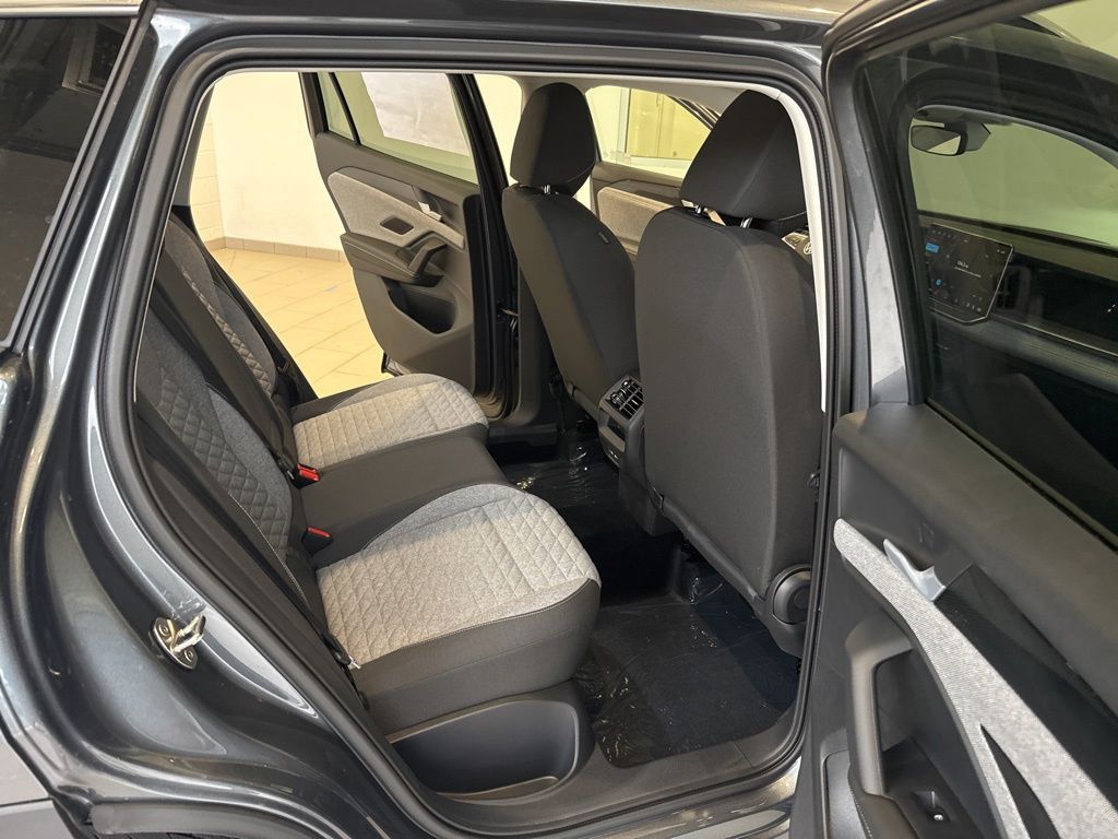 2025 Volkswagen Tiguan S photo 13